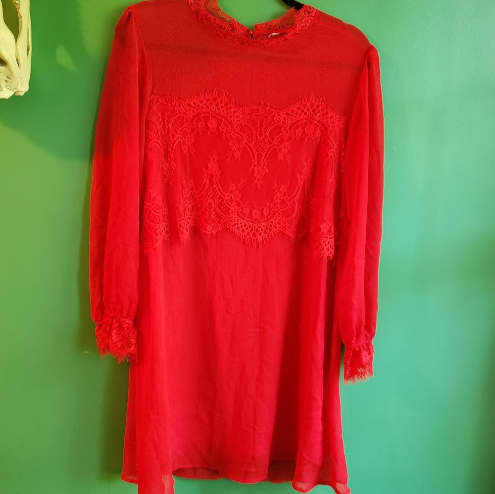 Lace overlay dress - Picture 3 of 8